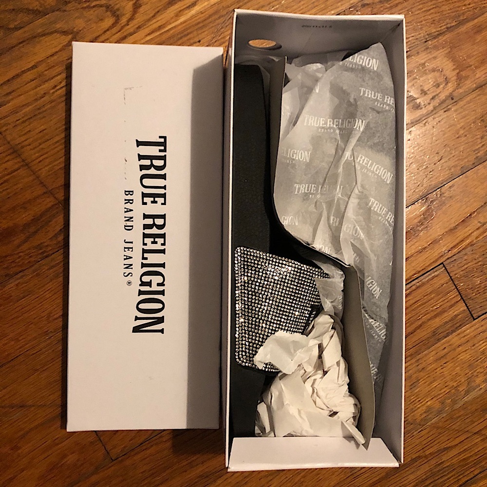 True Religion Slides (BRAND NEW)